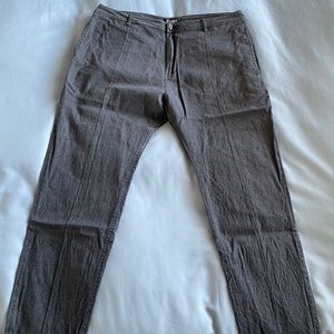 Zanerobe pleated dress pants dark charcoal.